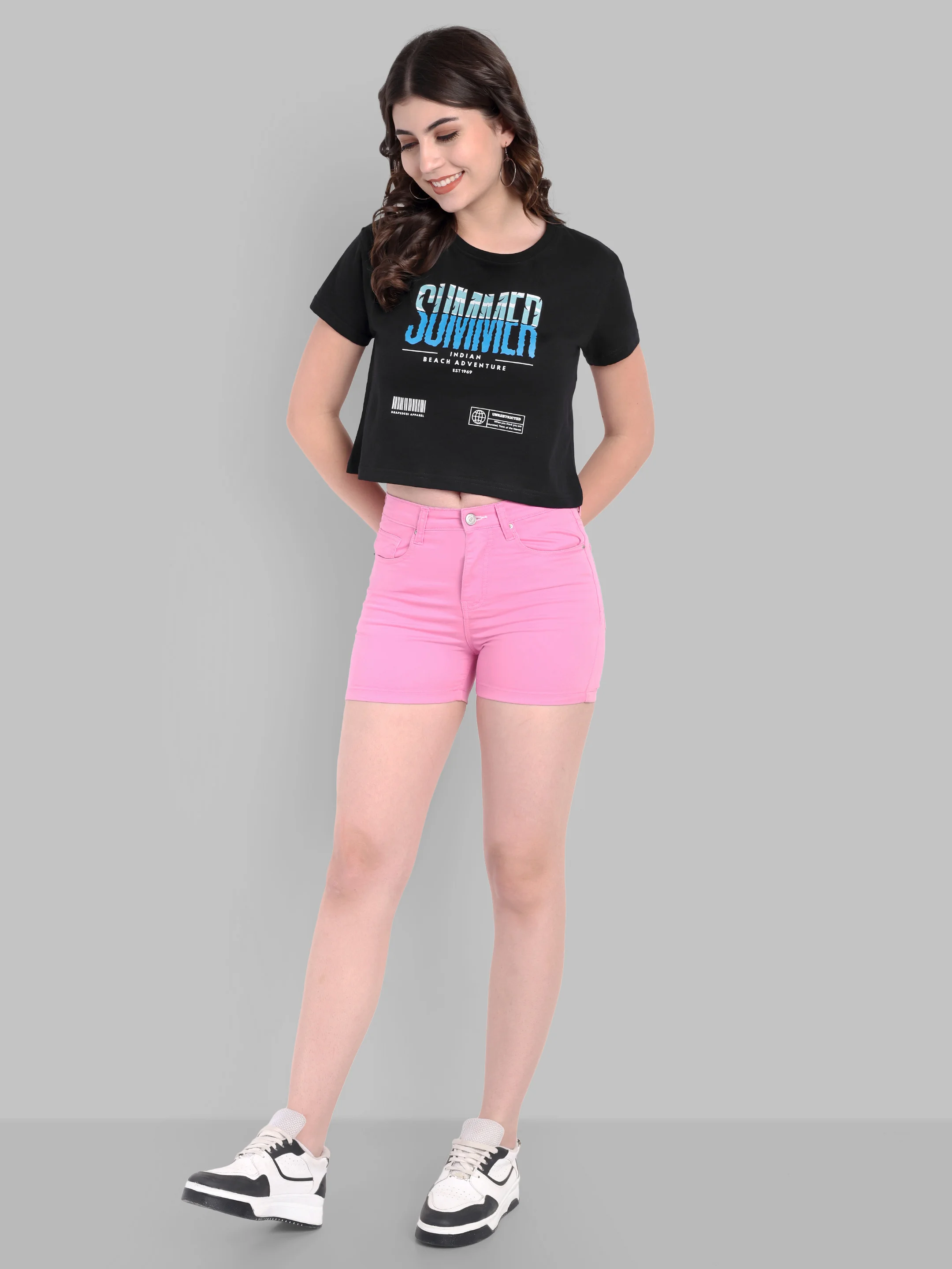 ecomm female shoot